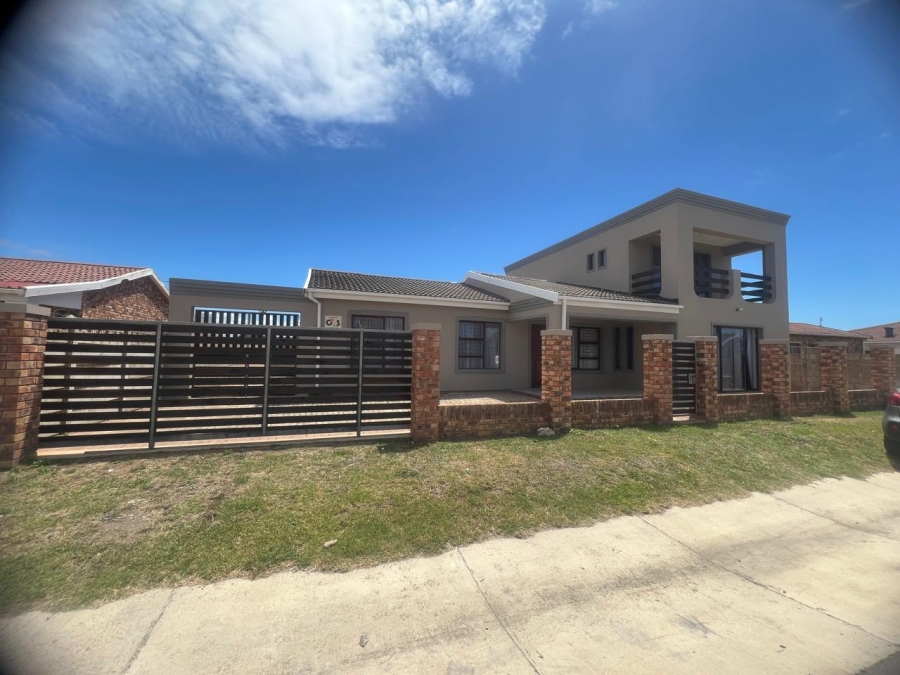 4 Bedroom Property for Sale in Pellsrus Eastern Cape
